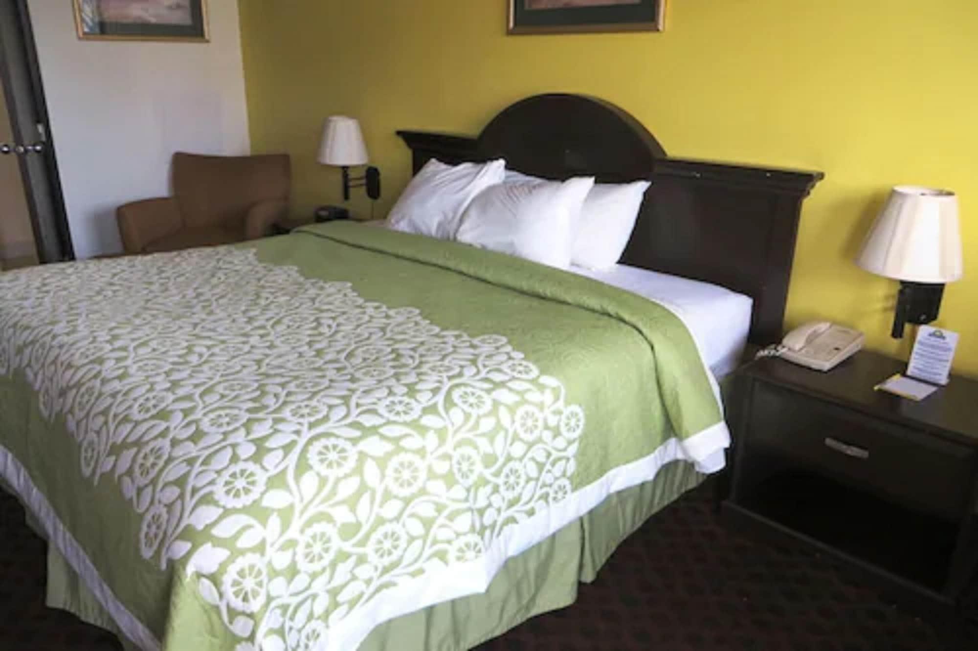 Motel Days By Wyndham Plainfield